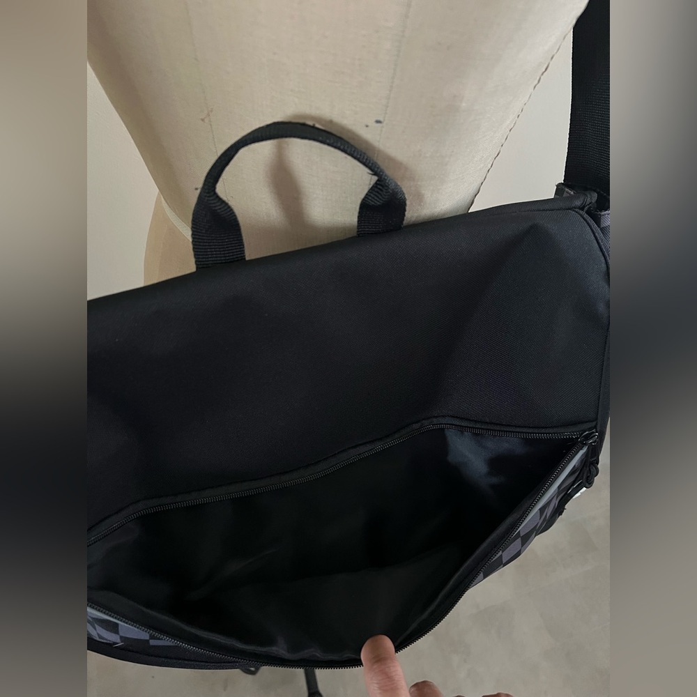 Yak Pak Crossbody Bag Grey Black Checkerboard - Picture 2 of 10